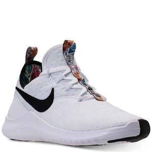 NIKE FREE TR 8 PRINT TRAINING SNEAKERS